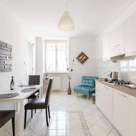 Casa Regina 3, Nel Centro Di Alba! Leilighet Eksteriør bilde