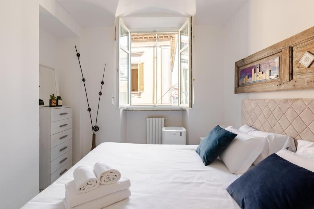 Casa Regina 3, Nel Centro Di Alba! Leilighet Eksteriør bilde